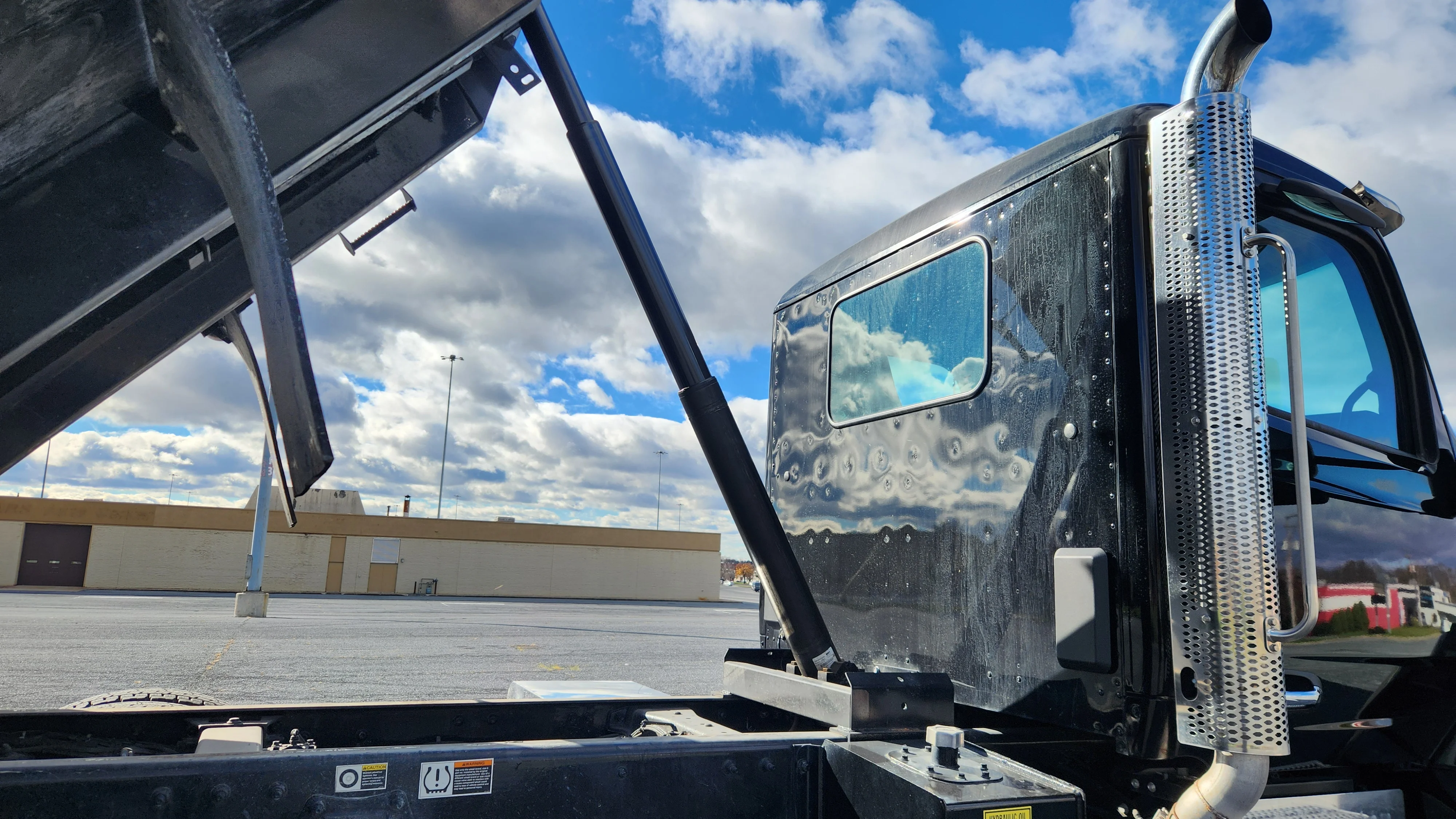 2025 Peterbilt 537 in Lancaster, PA — photo 16