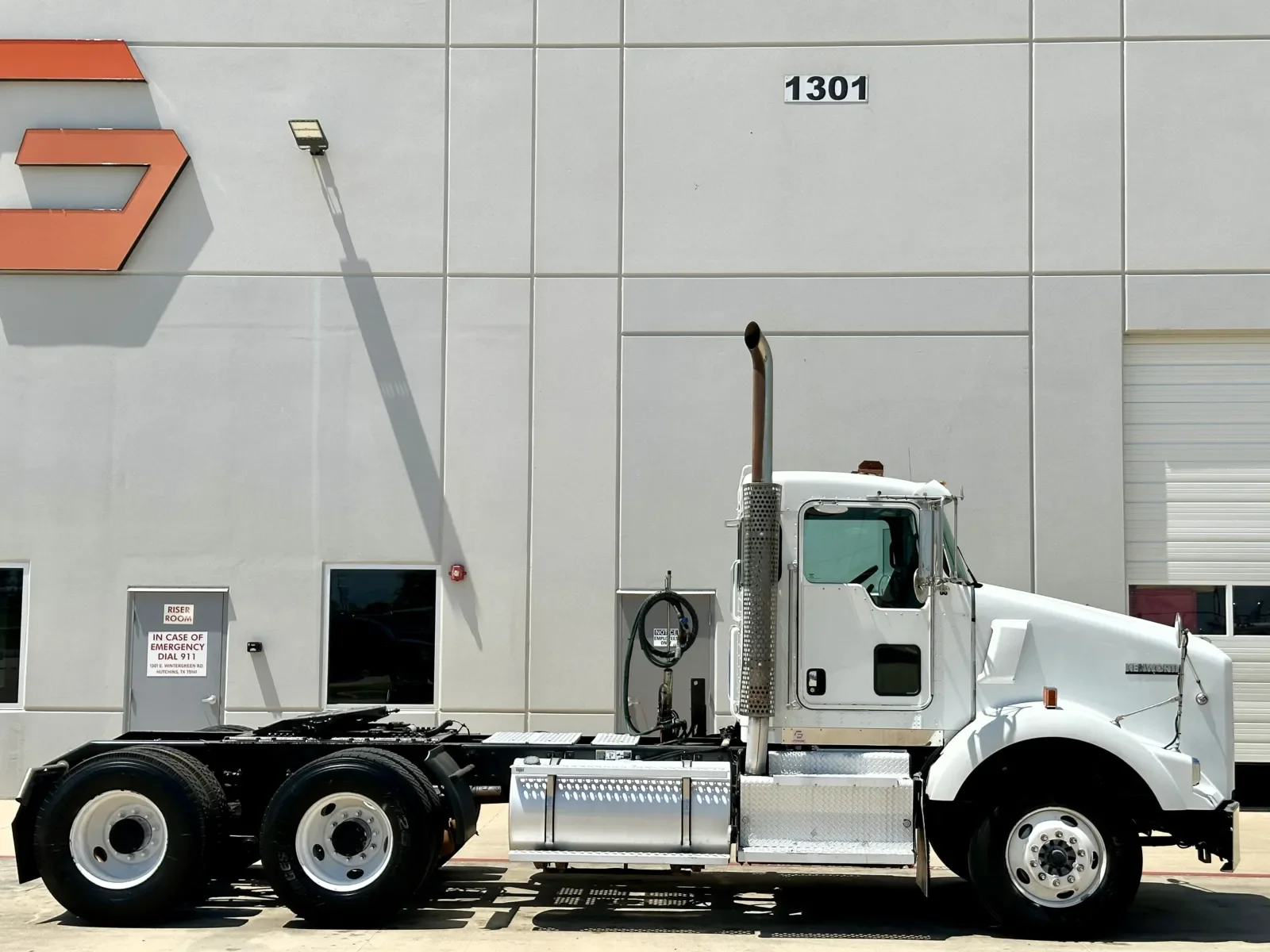 2013 Kenworth T800 in Hutchins, TX — photo 3