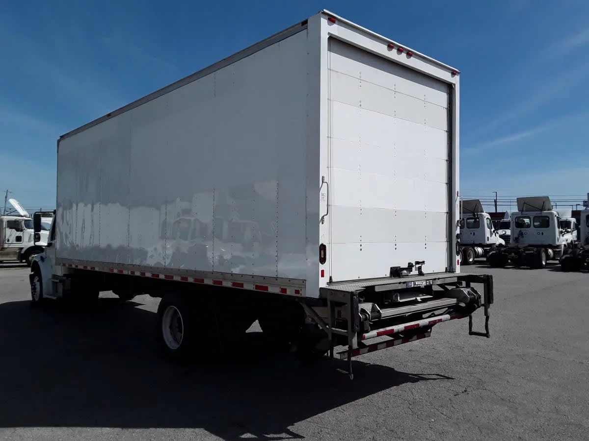 2019 Freightliner M2 106 in La Vergne, TN — photo 6