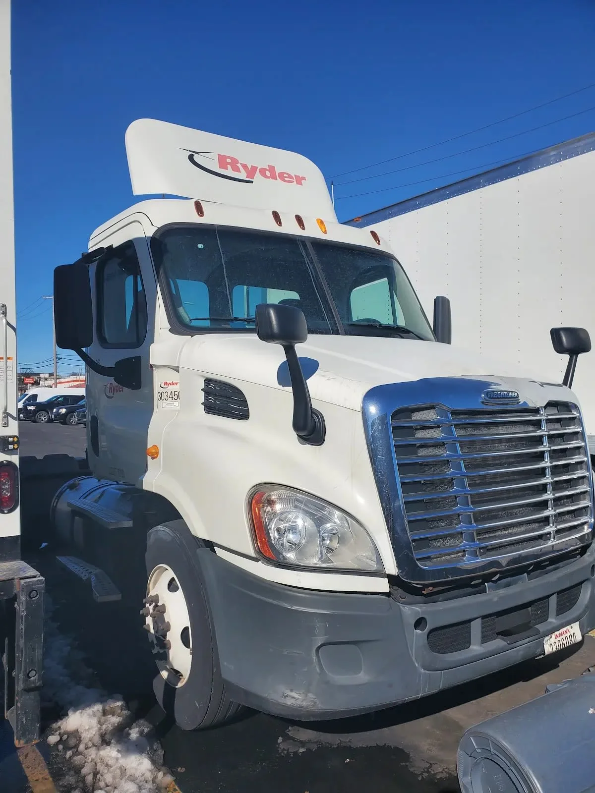 2014 Freightliner Cascadia - image 3