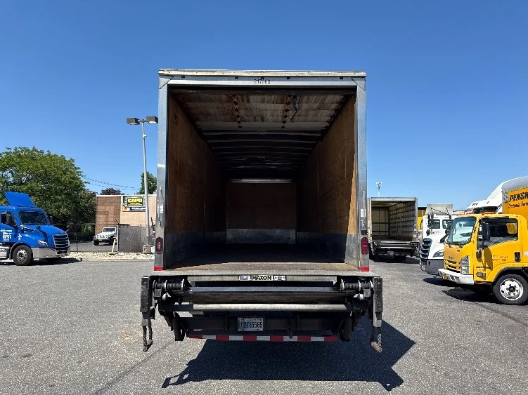 2019 Freightliner M2 106 - image 8
