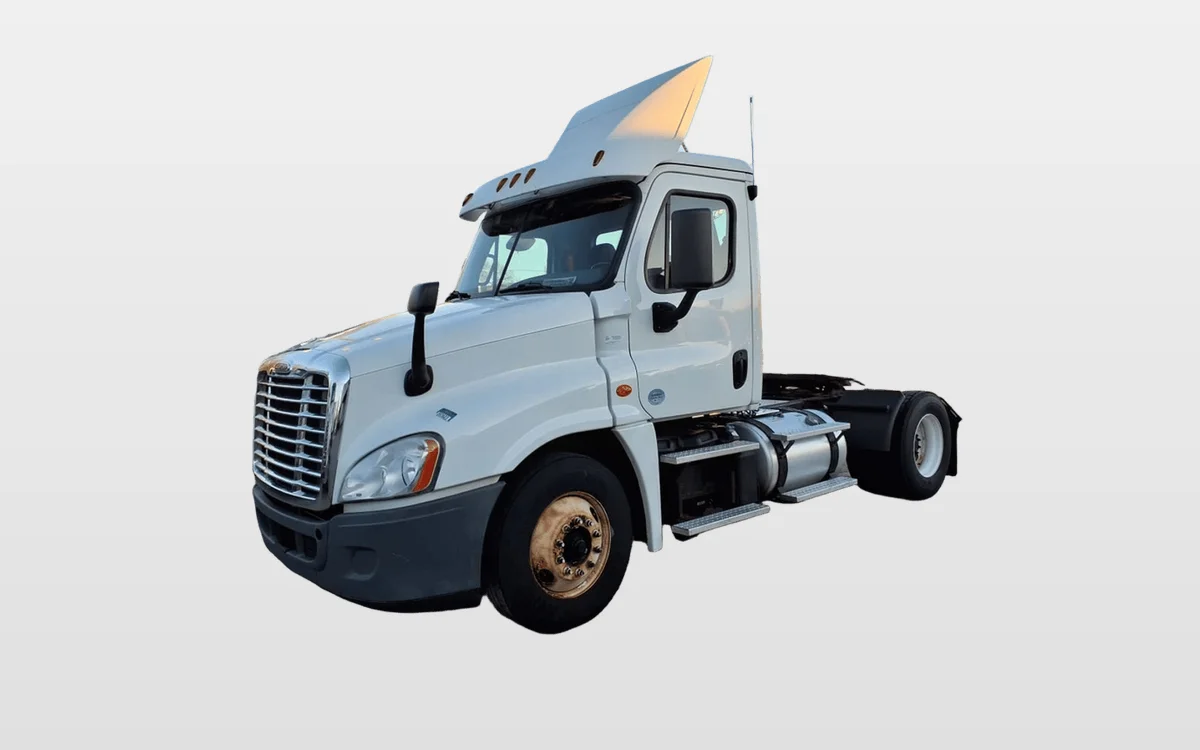 2017 Freightliner Cascadia - image 1