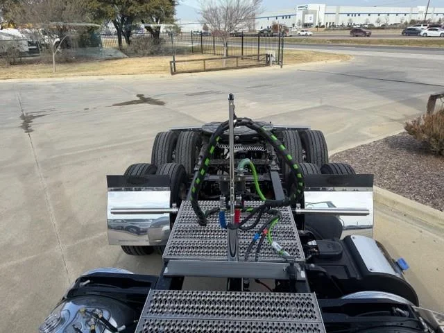 2027 Peterbilt 567 - image 48