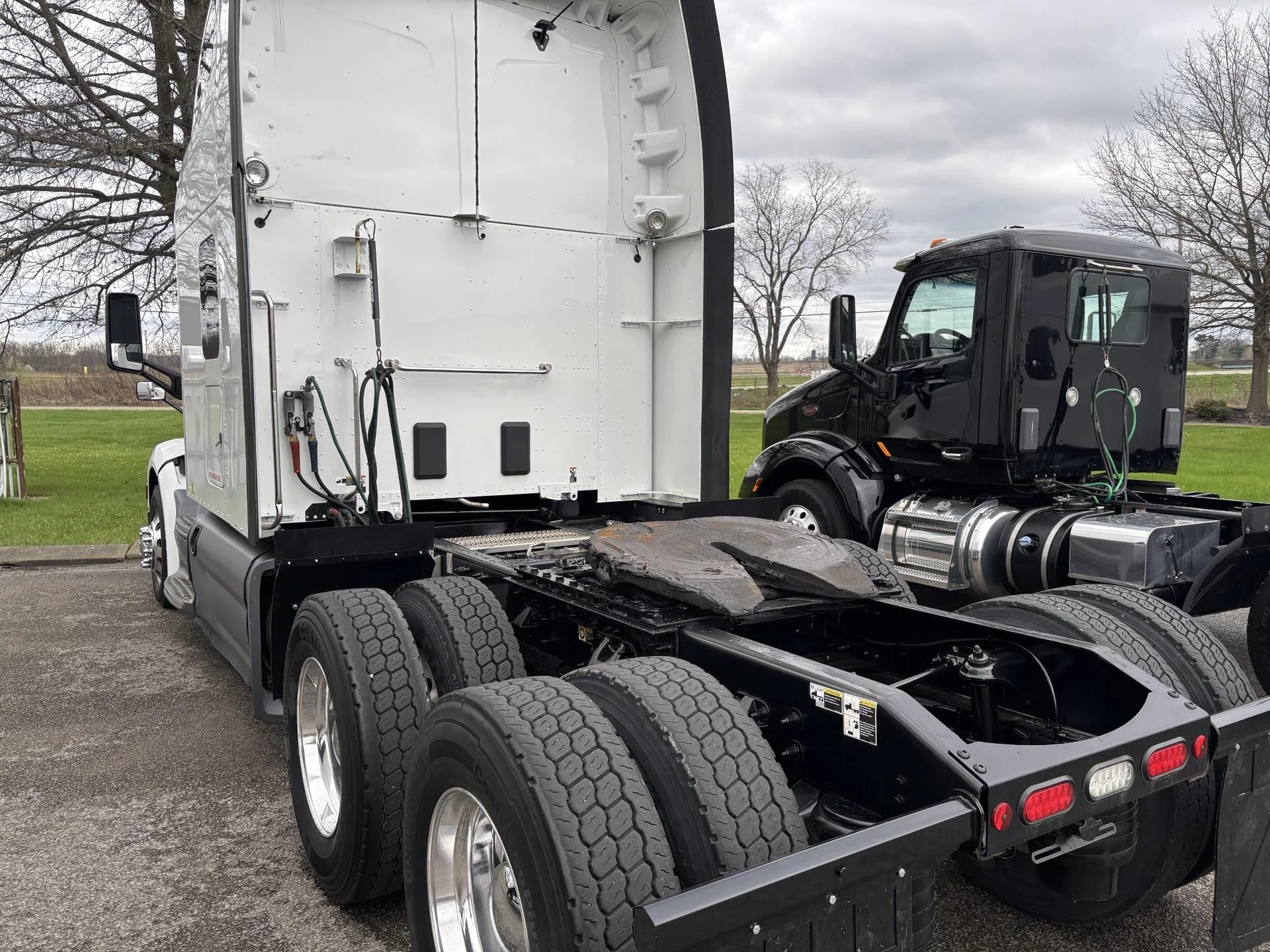 2021 Peterbilt 579 in Zanesville, OH — photo 5