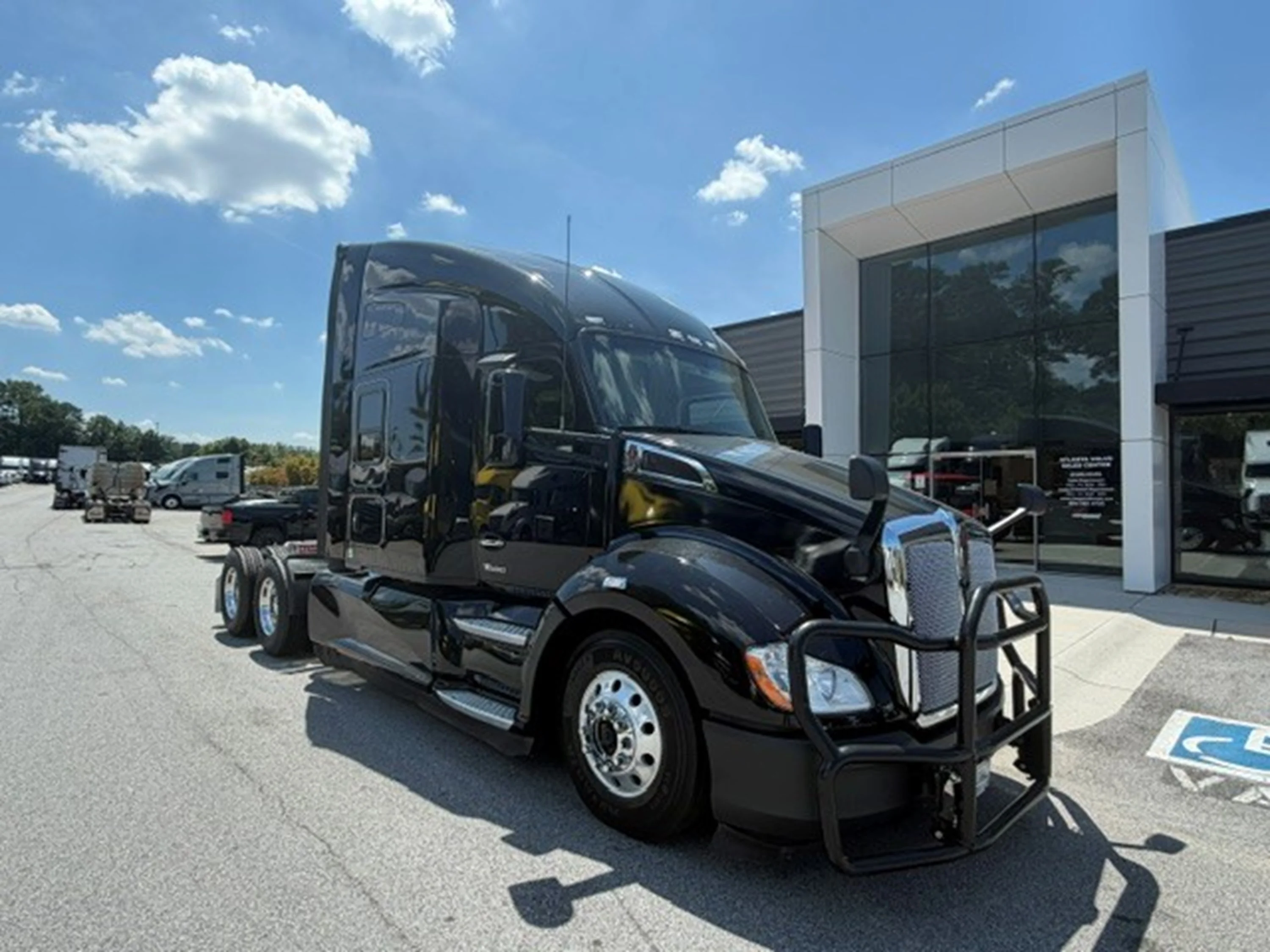 2022 Kenworth T680
