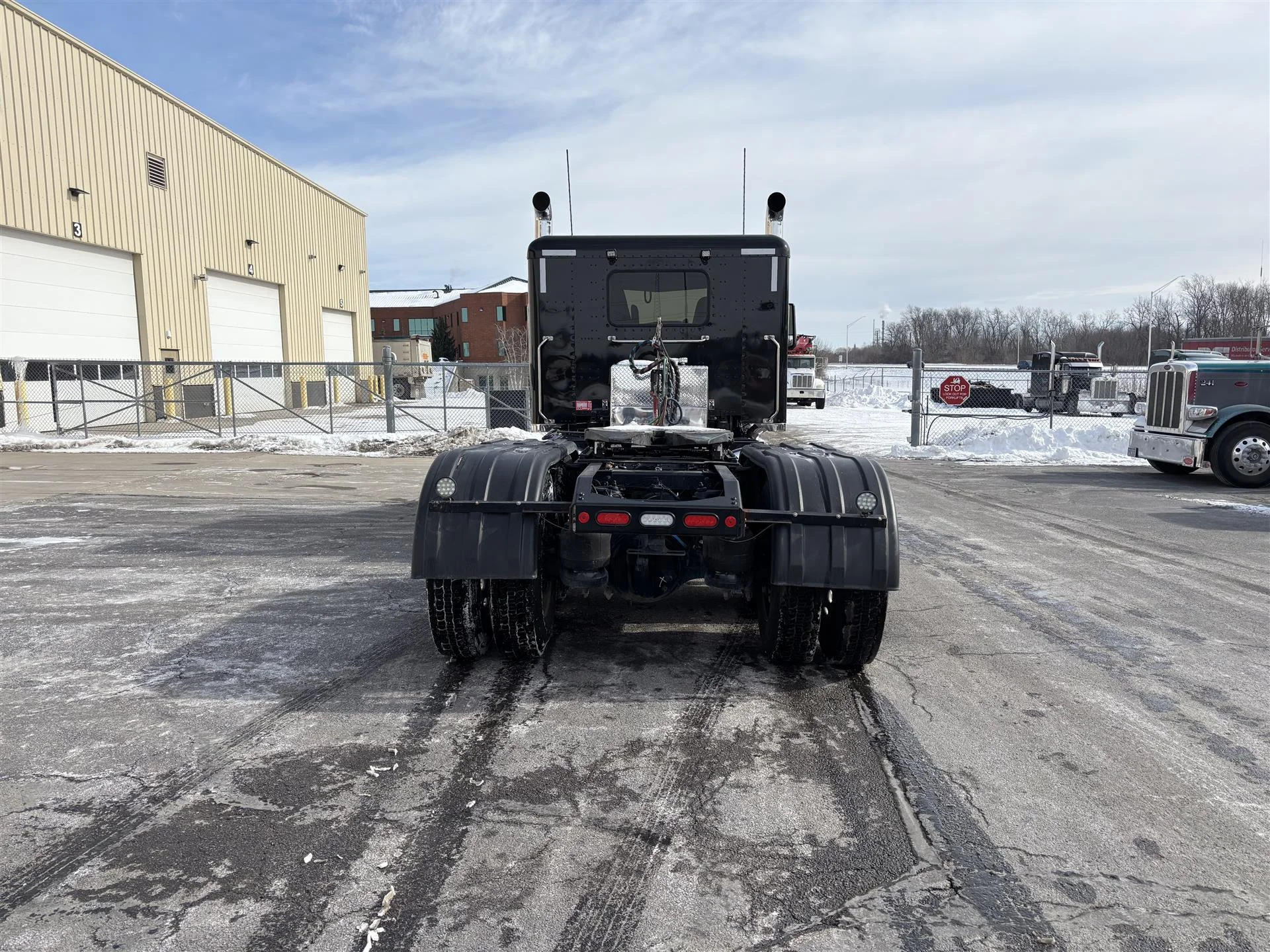 2025 Peterbilt 567 in Broadview Hts, OH — photo 4