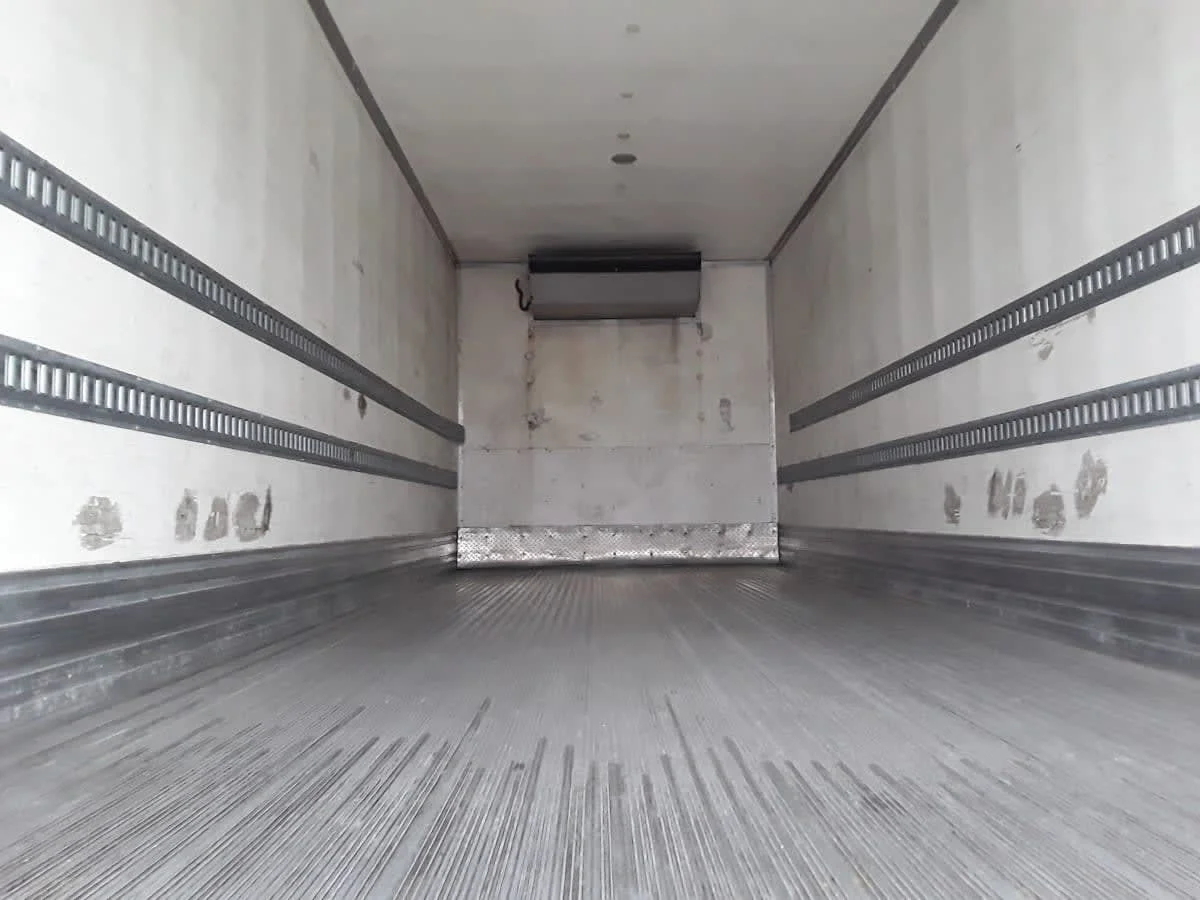 2014 Freightliner M2 106 - image 9