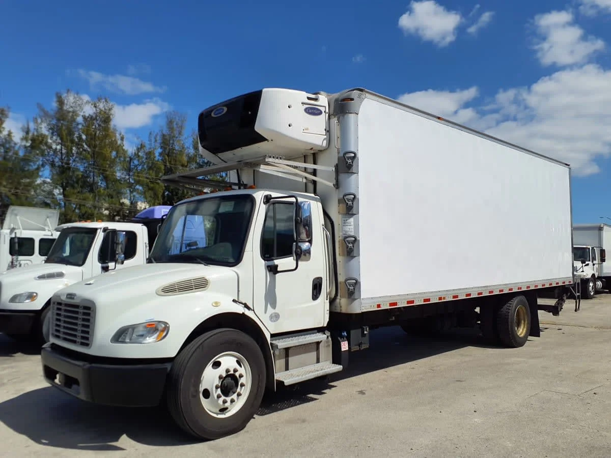 2019 Freightliner M2 106 in Davie, FL
