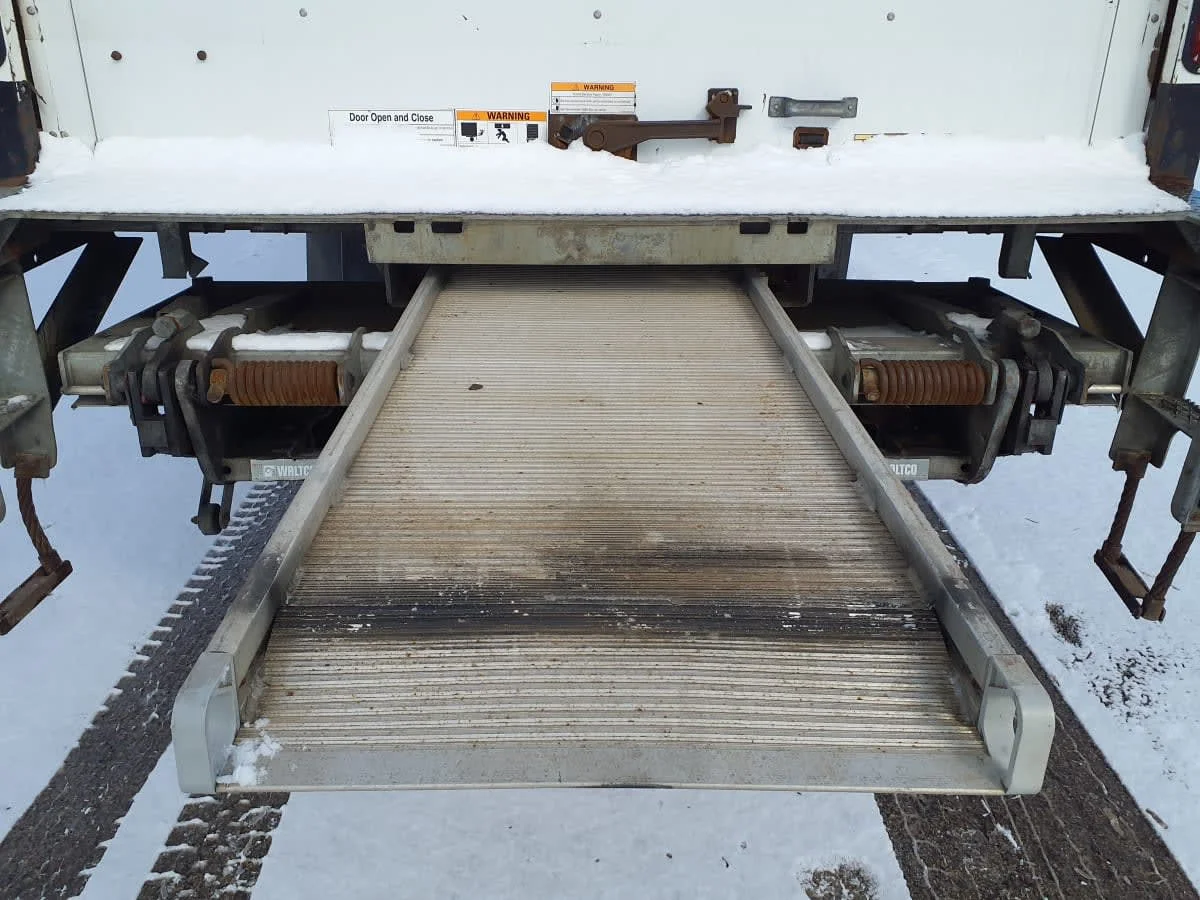 2019 International MV - image 16