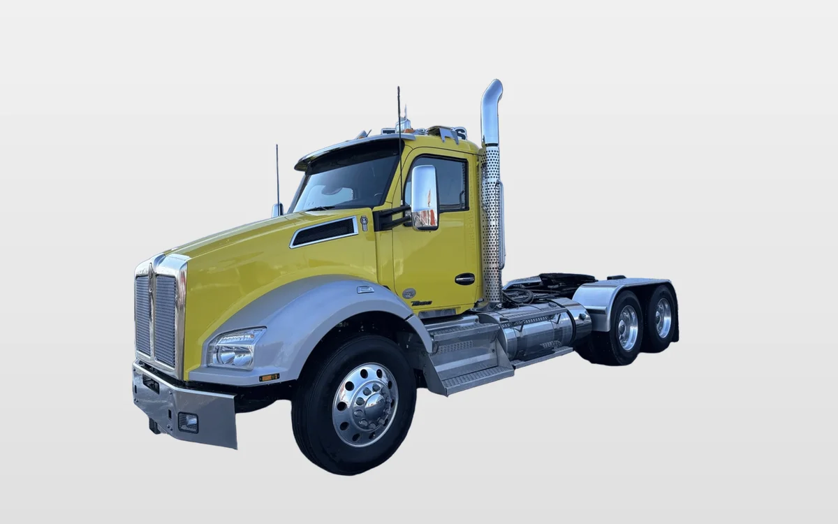 2022 Kenworth T880 - image 1