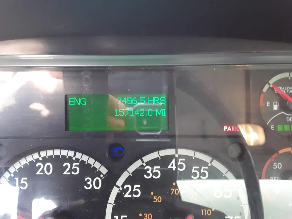 2016 Freightliner M2 106 - image 10