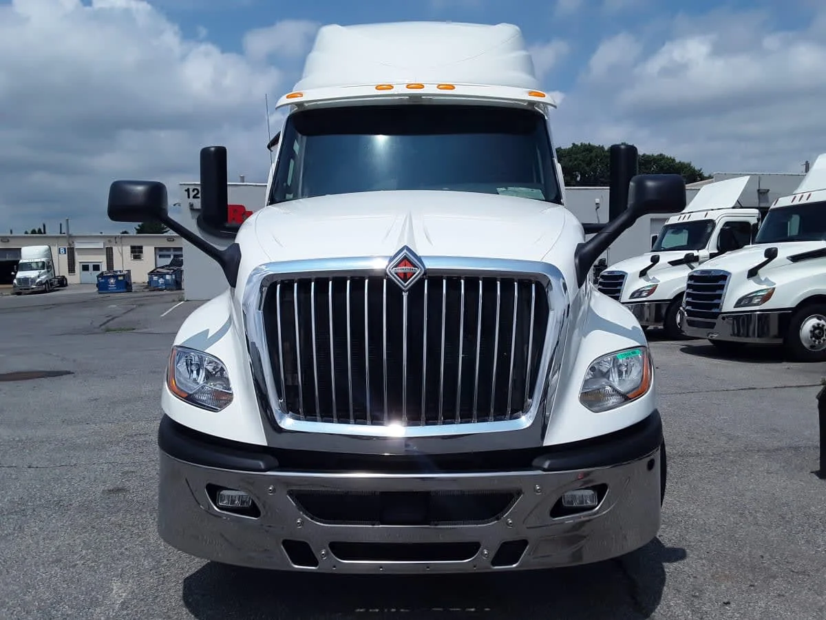 2020 International LT in Allentown, PA — photo 2