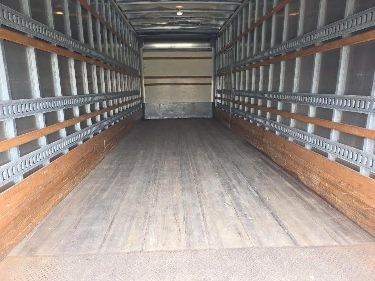 2019 International MV - image 8