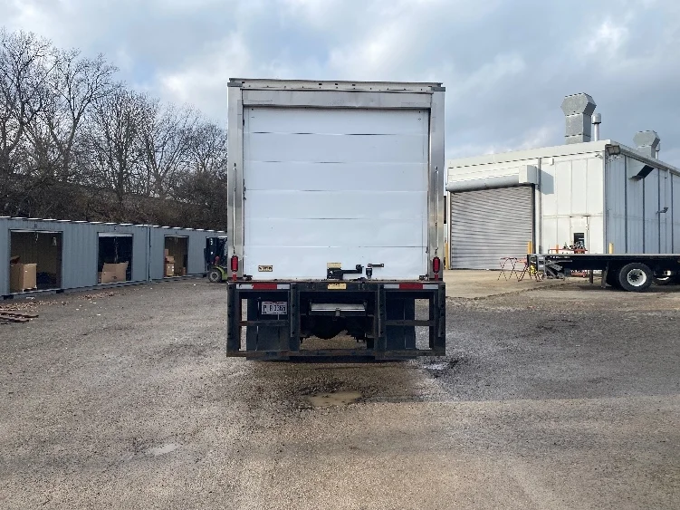 2019 Freightliner M2 106 - image 7