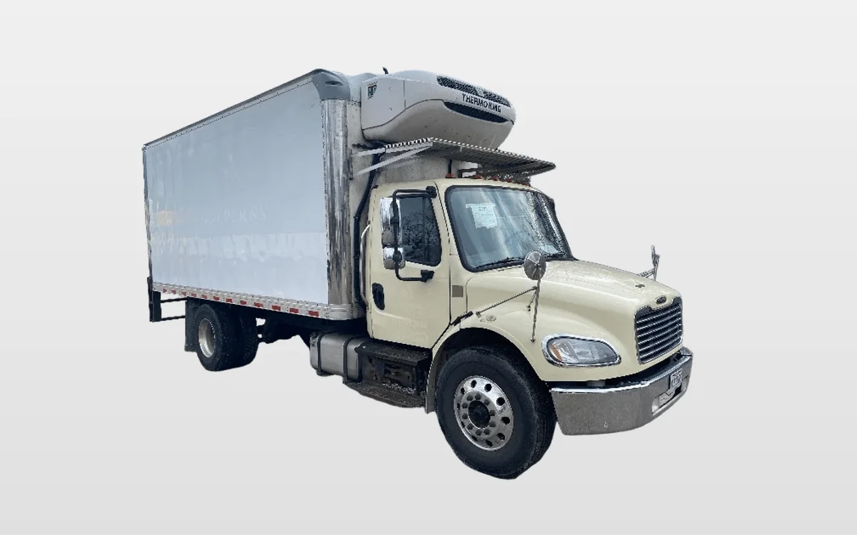 2019 Freightliner M2 106 - image 1