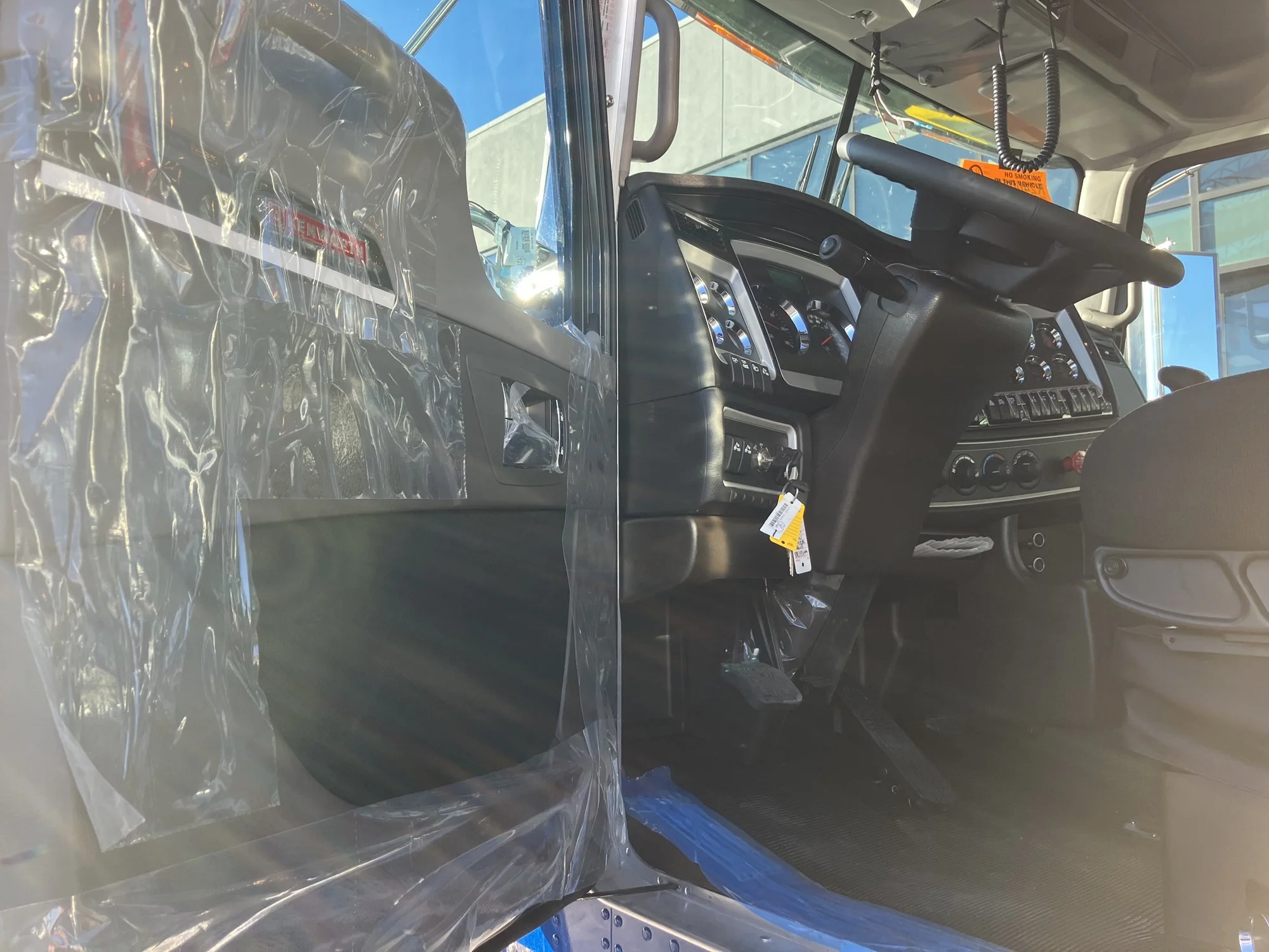 2027 Kenworth W900 in Salt Lake, UT — photo 6