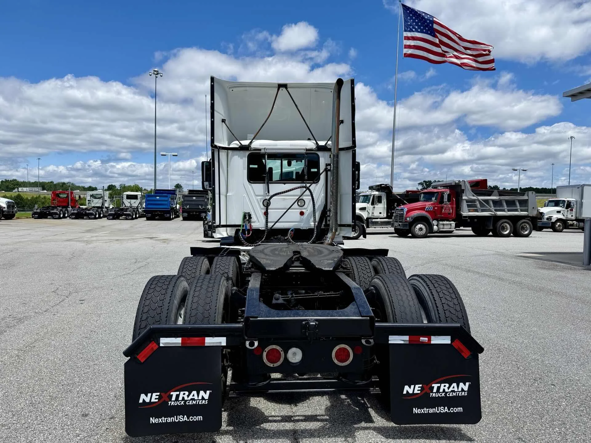 2022 Mack Anthem in Duluth, GA — photo 4