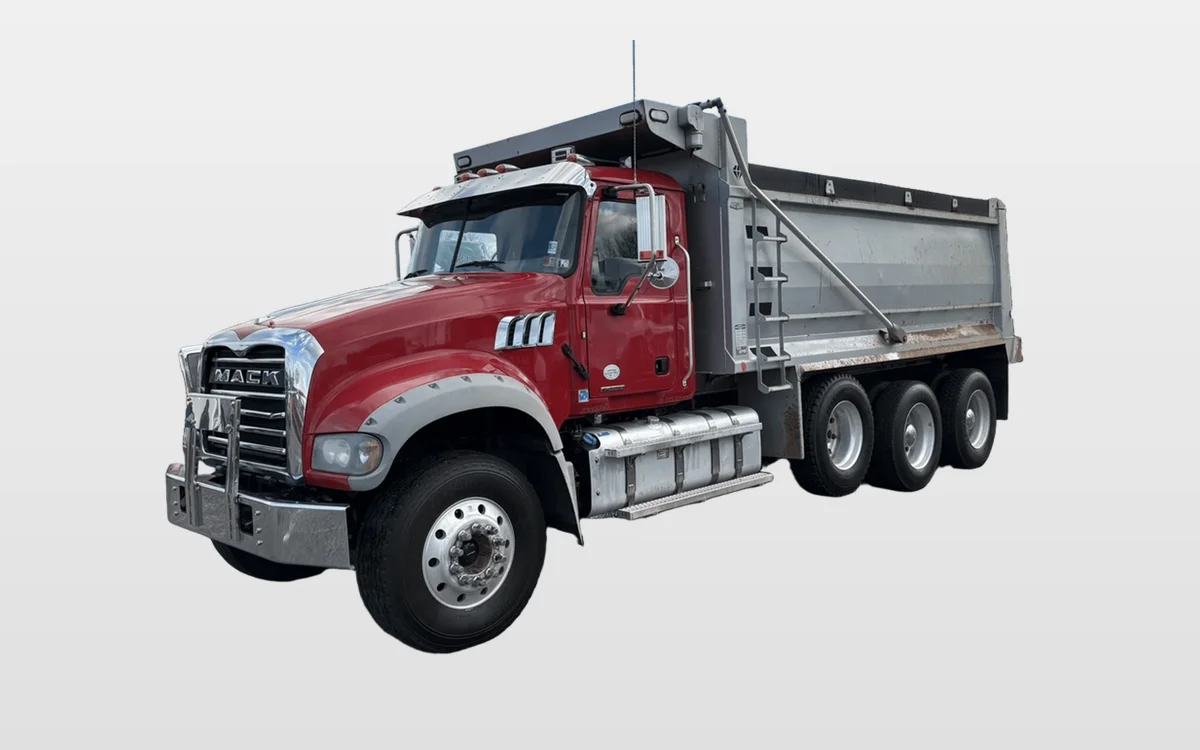 2019 Mack Granite - image 1