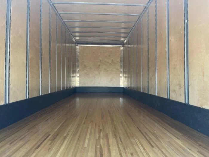 2025 Peterbilt 536 - image 8