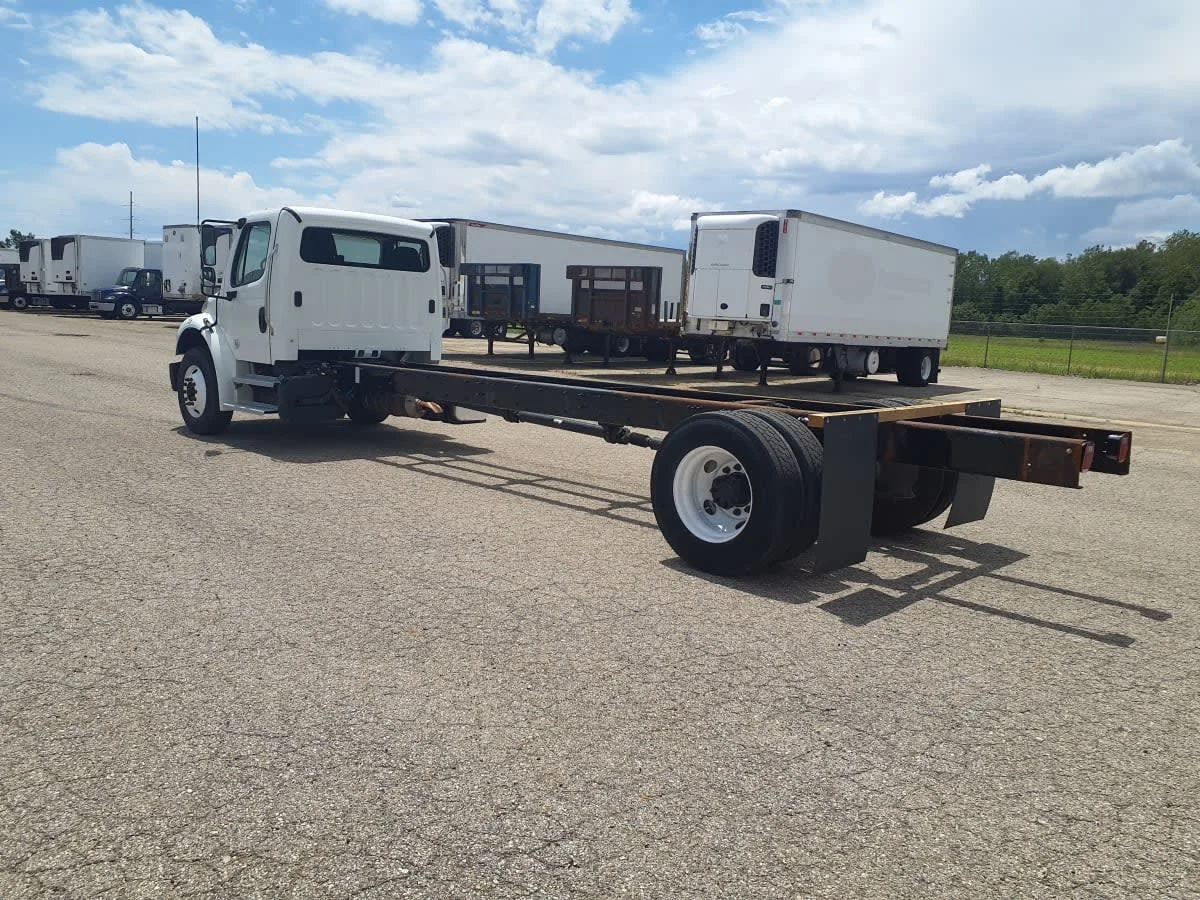 2021 Freightliner M2 106 in Wayland, MI — photo 6