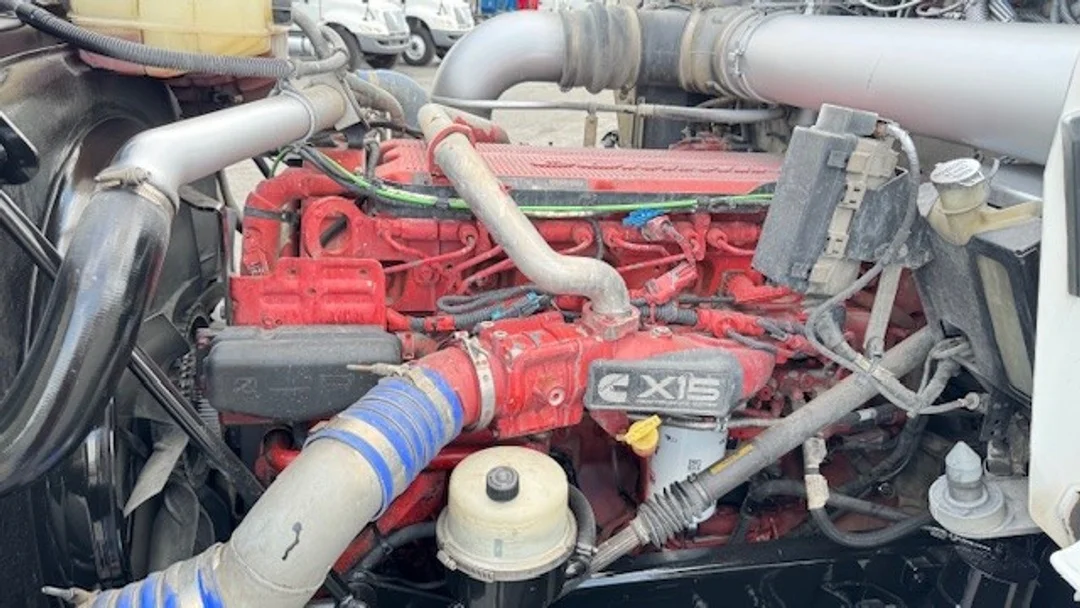 2018 Kenworth T800 - image 14