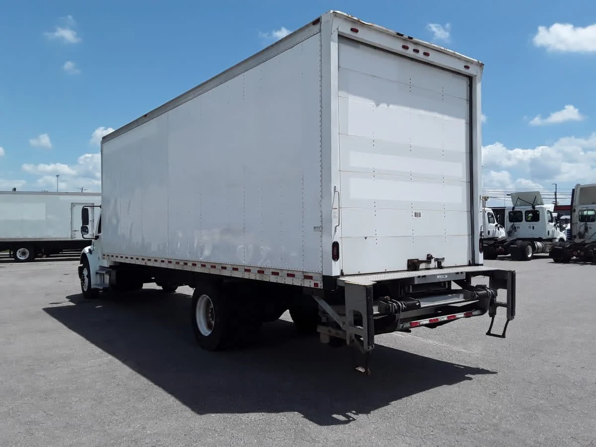 2019 Freightliner M2 106 in La Vergne, TN — photo 6