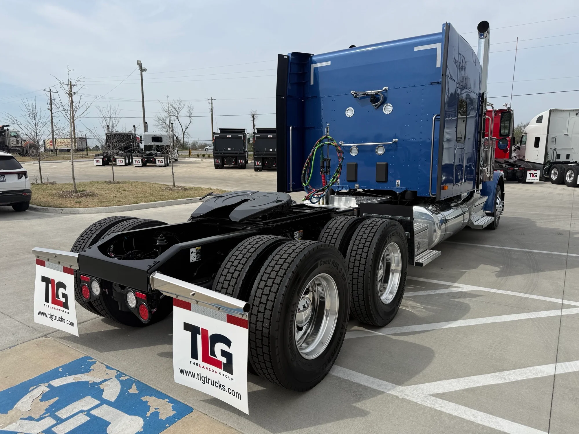 2027 Peterbilt 589 in Lowell, AR — photo 5