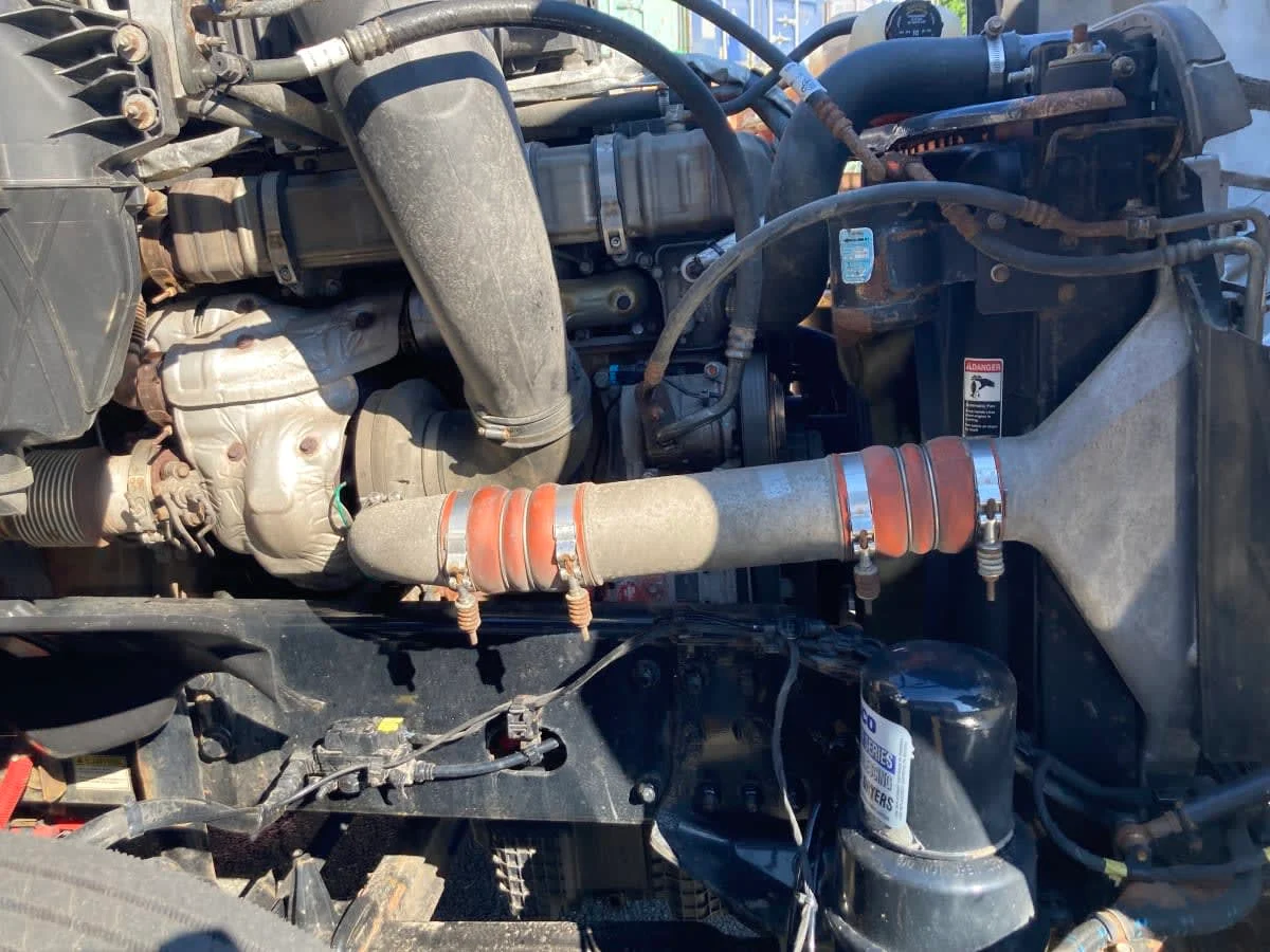 2021 Freightliner Cascadia in Springfield, MA — photo 9