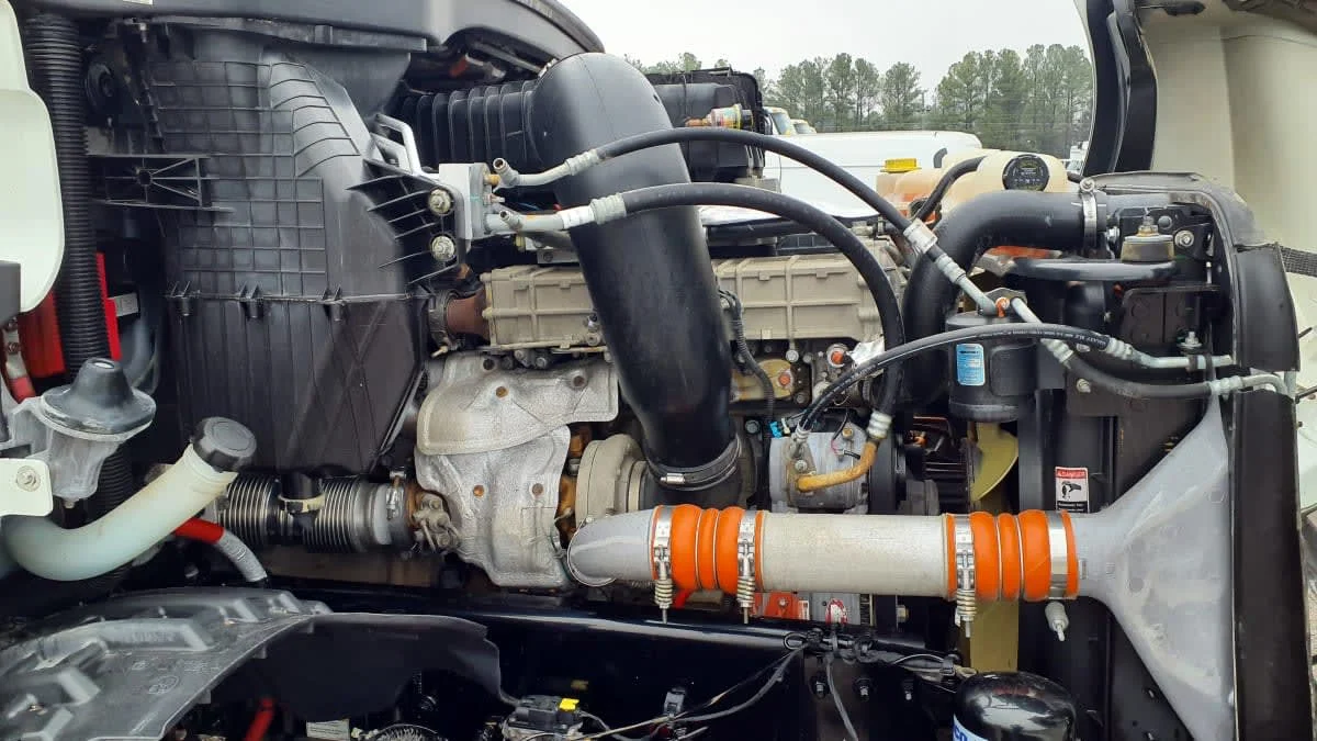 2021 Freightliner Cascadia - image 9