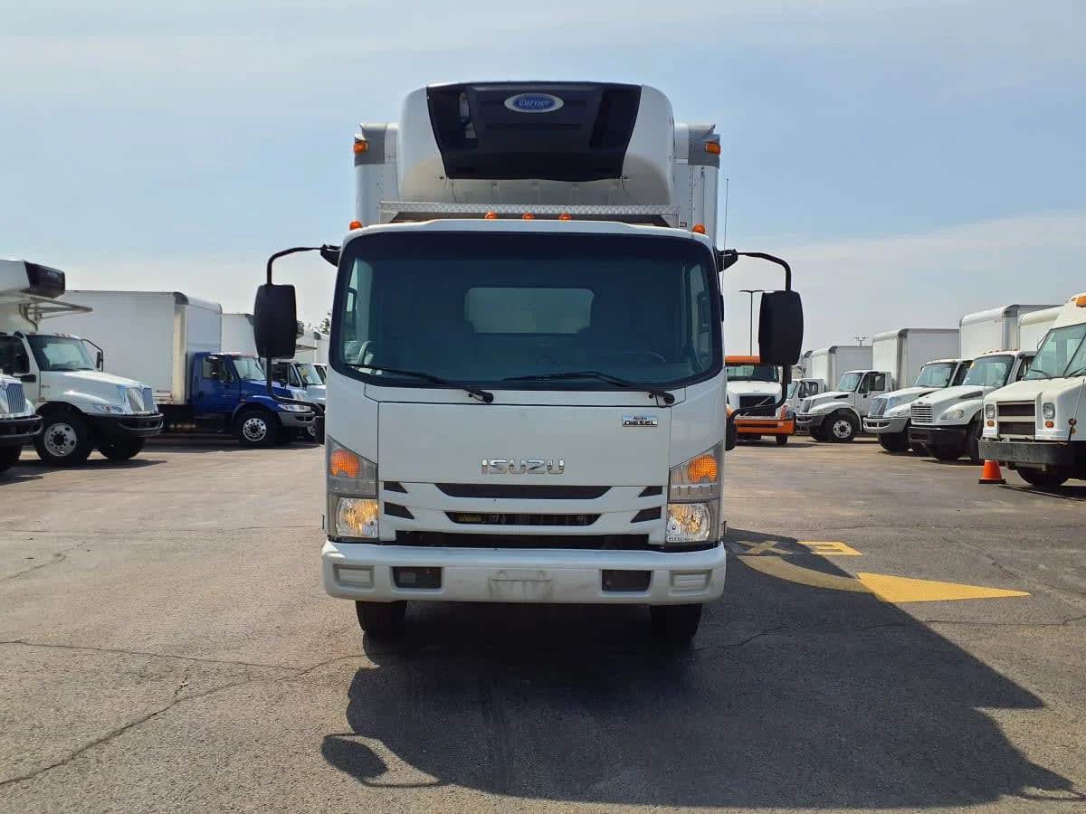 2019 Isuzu NRR in Bolingbrook, IL — photo 2