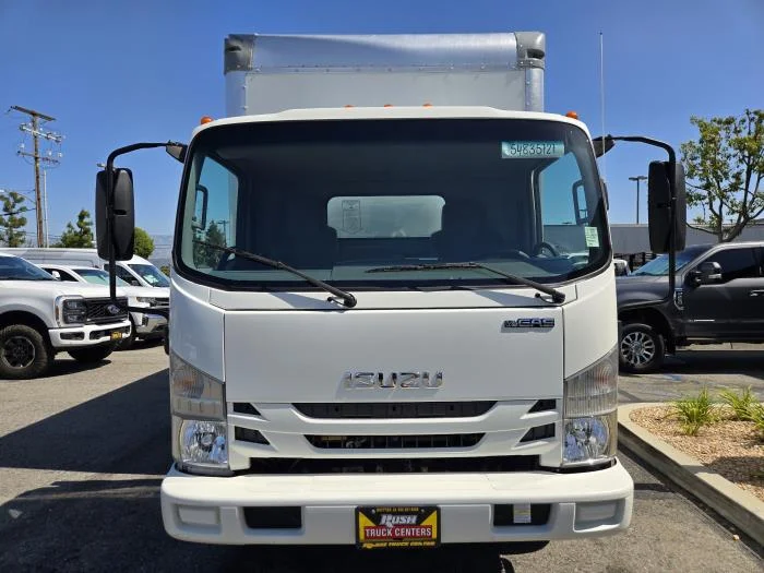 2020 Isuzu NPR — photo 7