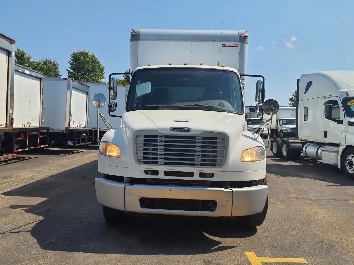 2018 Freightliner M2 106 in Wayland, MI — photo 2