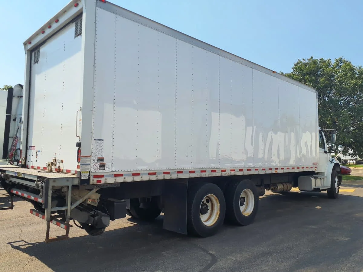 2018 Freightliner M2 106 in Wayland, MI — photo 4