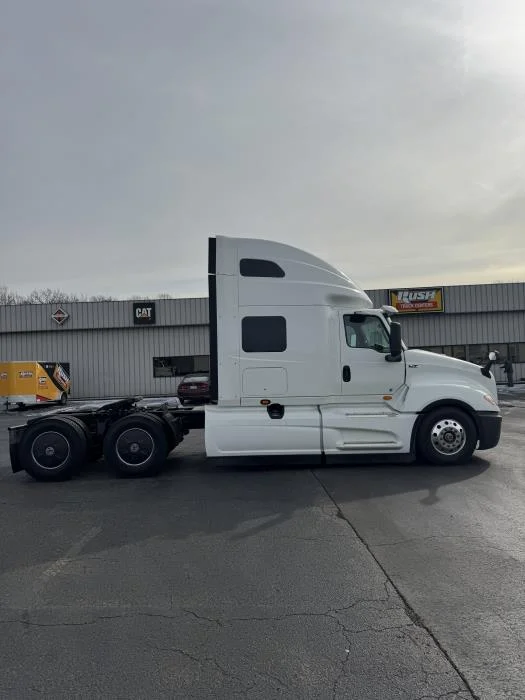2026 International LT - image 7