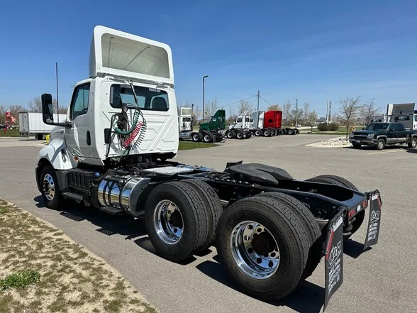 2024 International LT in MI — photo 6