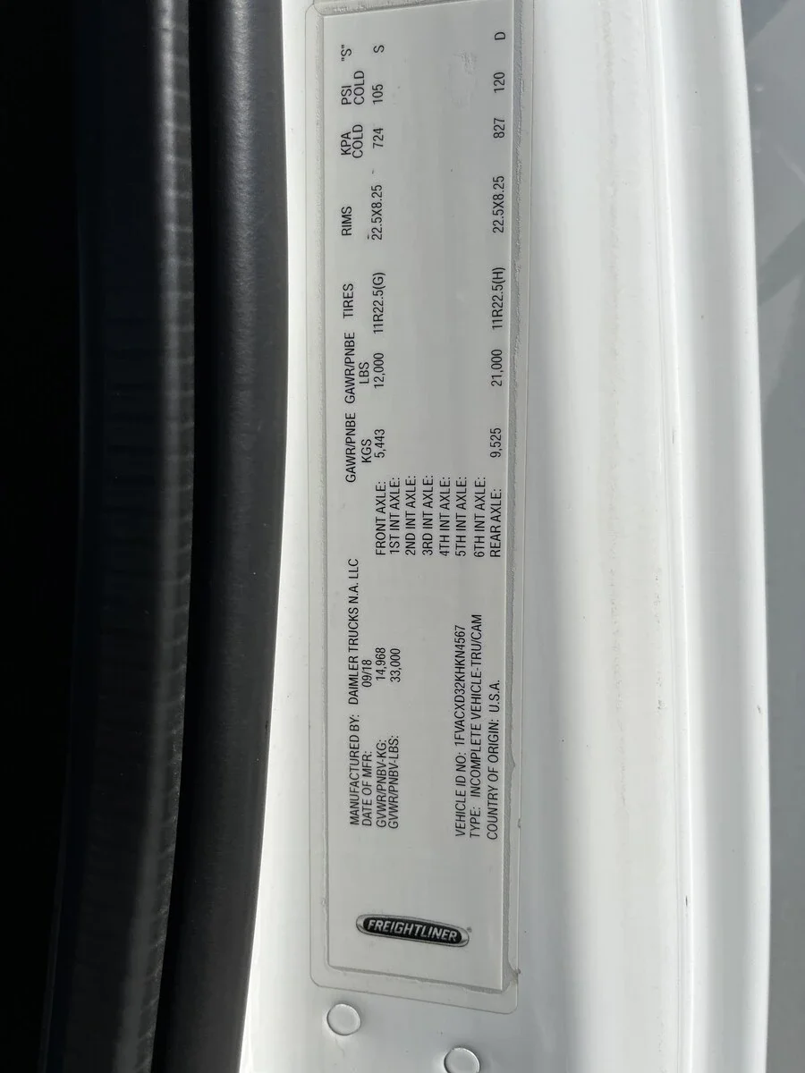 2019 Freightliner M2 106 - image 16