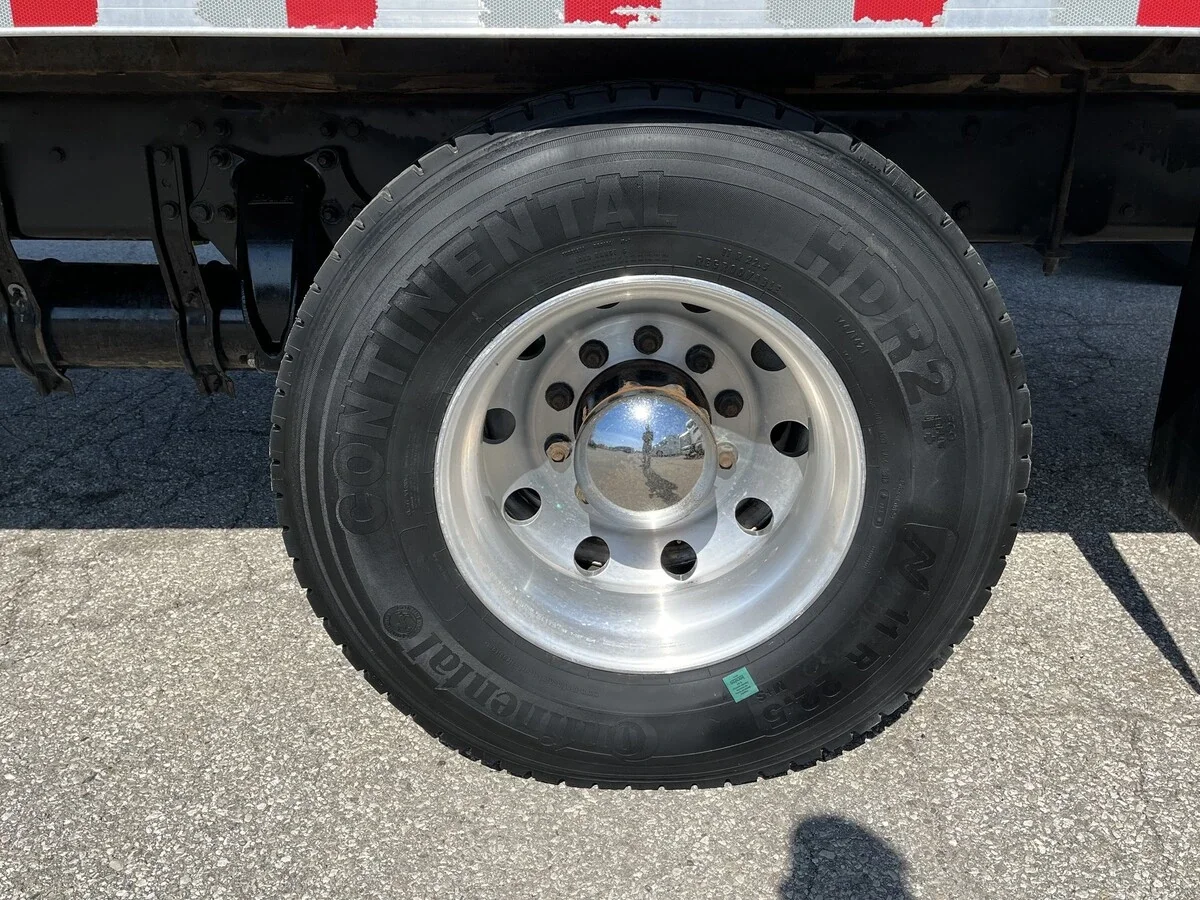 2019 Freightliner M2 106 - image 9