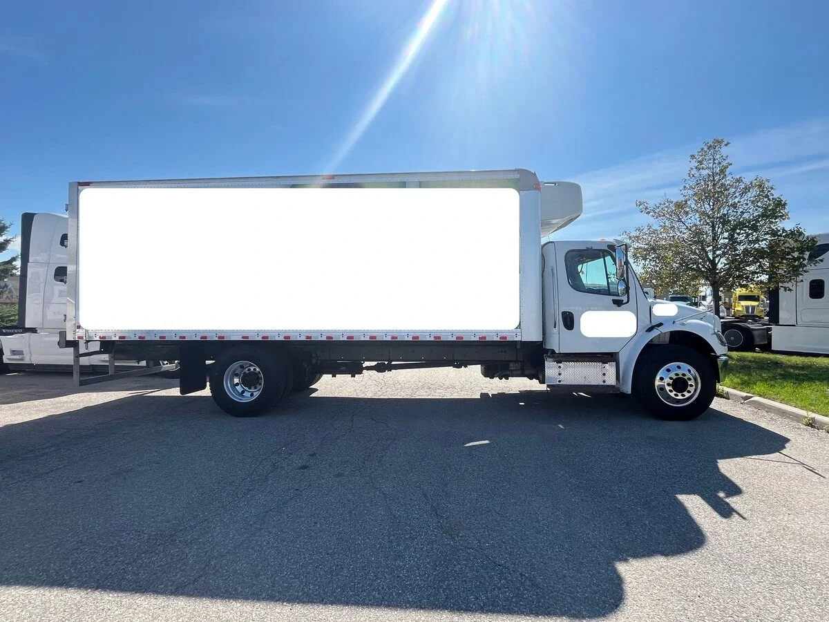2019 Freightliner M2 106 - image 3
