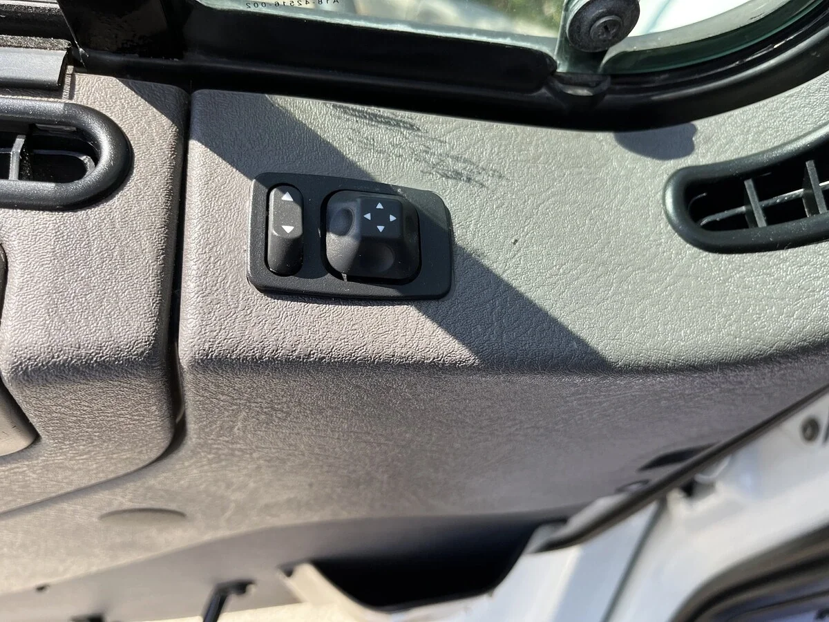 2019 Freightliner M2 106 - image 19