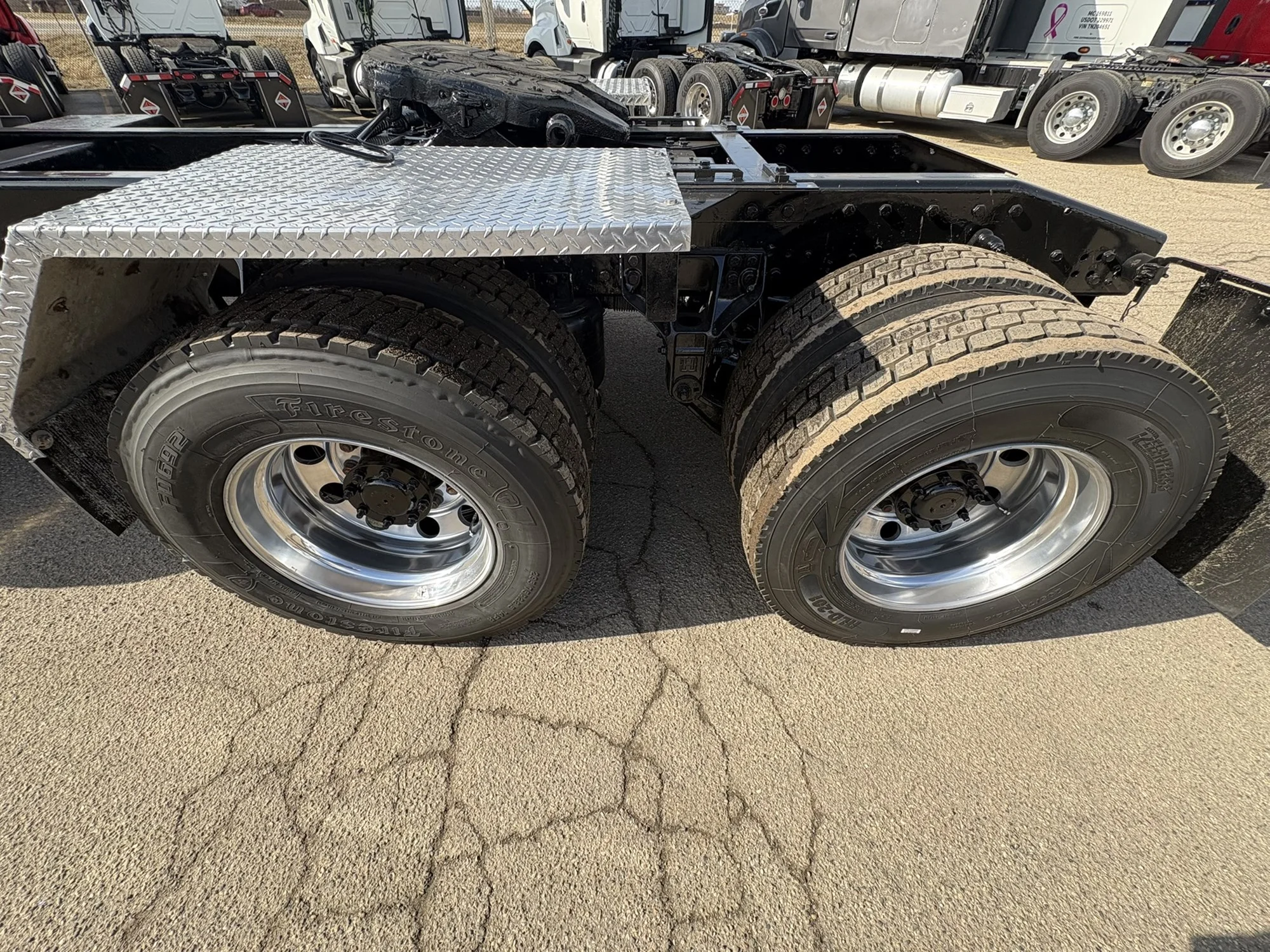 2019 International HX - image 10