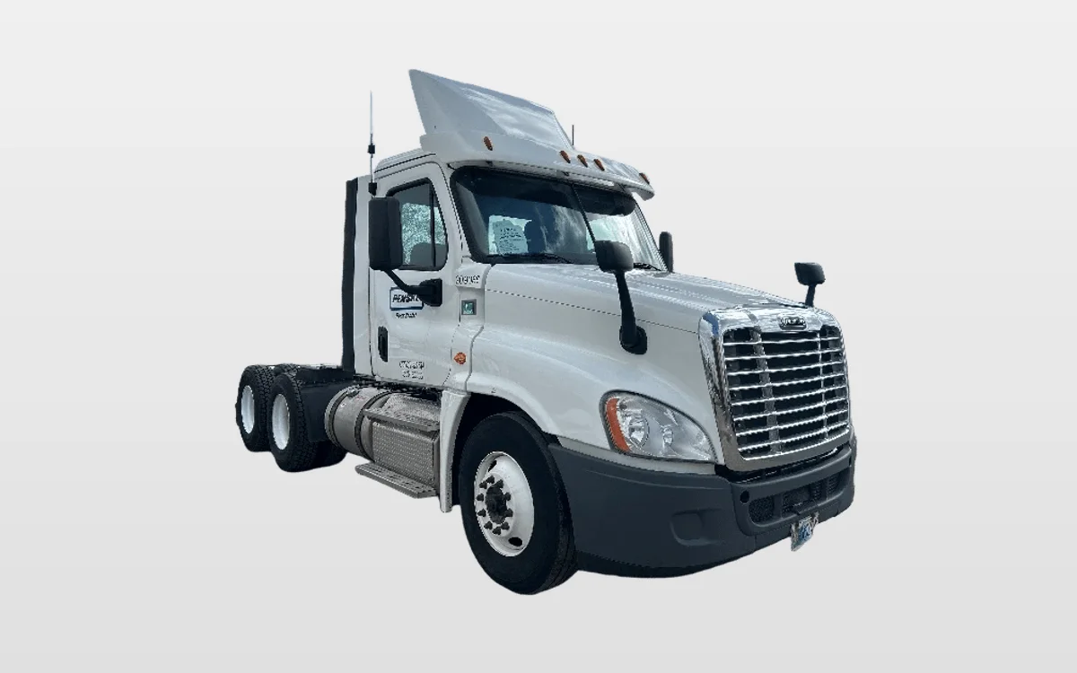 2019 Freightliner - image 1