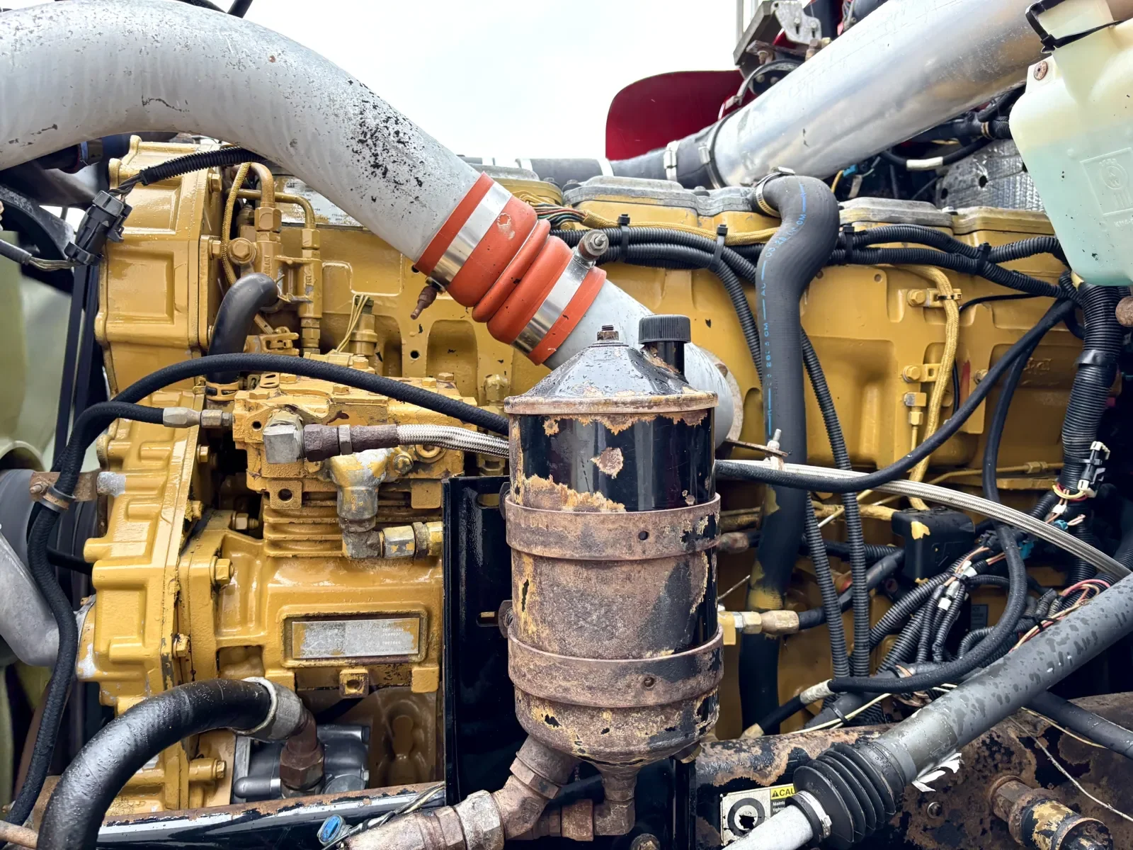 2004 Kenworth T800 - image 13