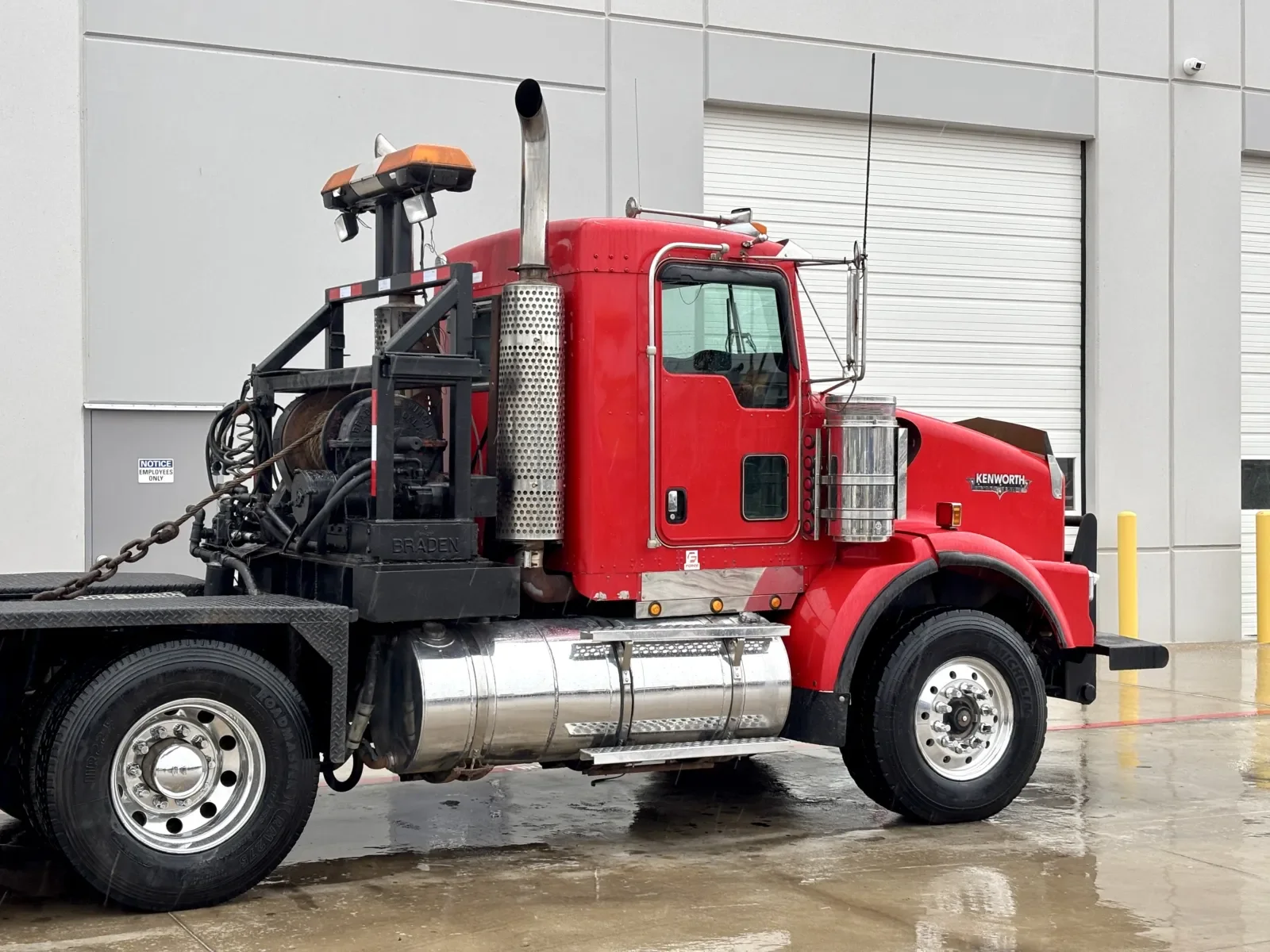 2004 Kenworth T800 - image 7