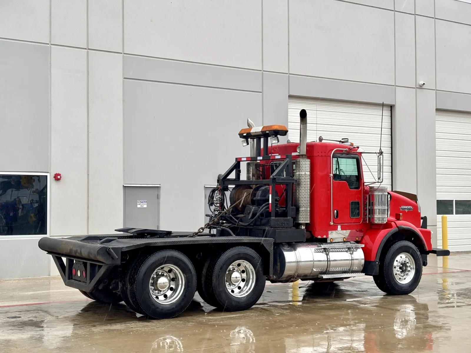 2004 Kenworth T800 - image 5