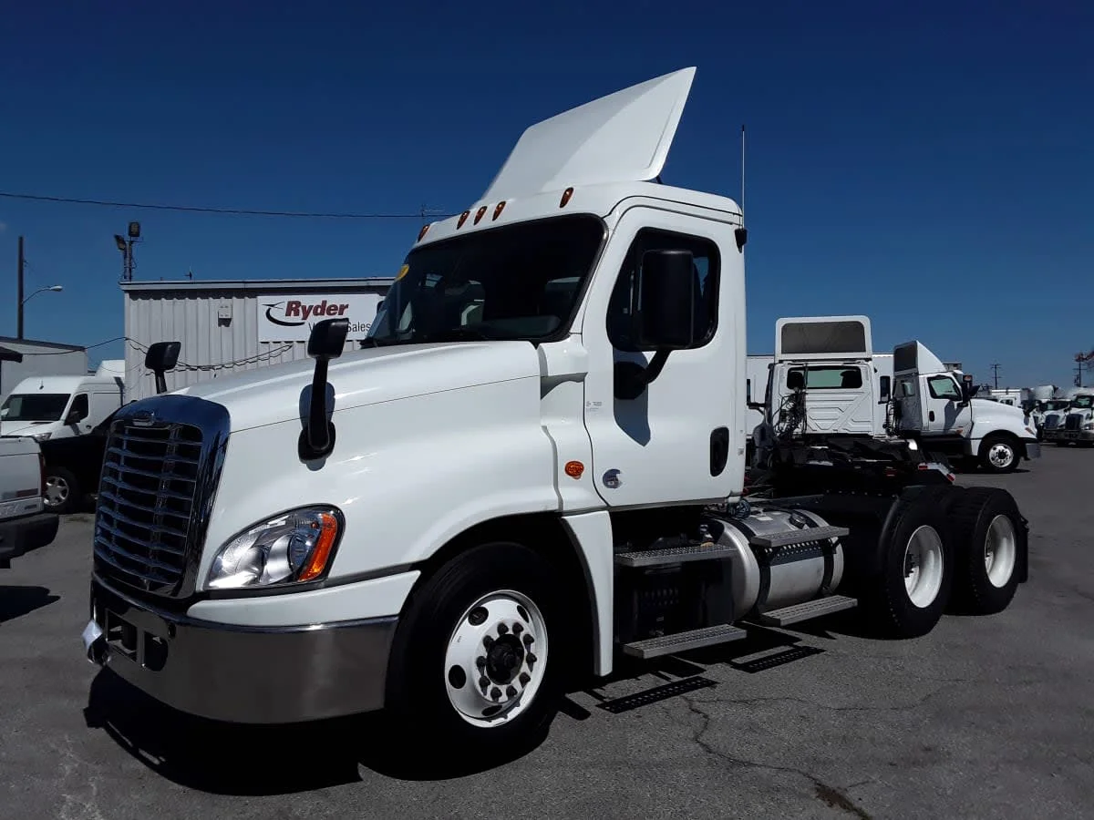 2018 Freightliner Cascadia in Montebello, CA