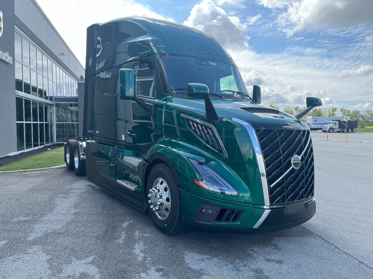 2026 Volvo VNL 860 in Summit, IL — photo 3