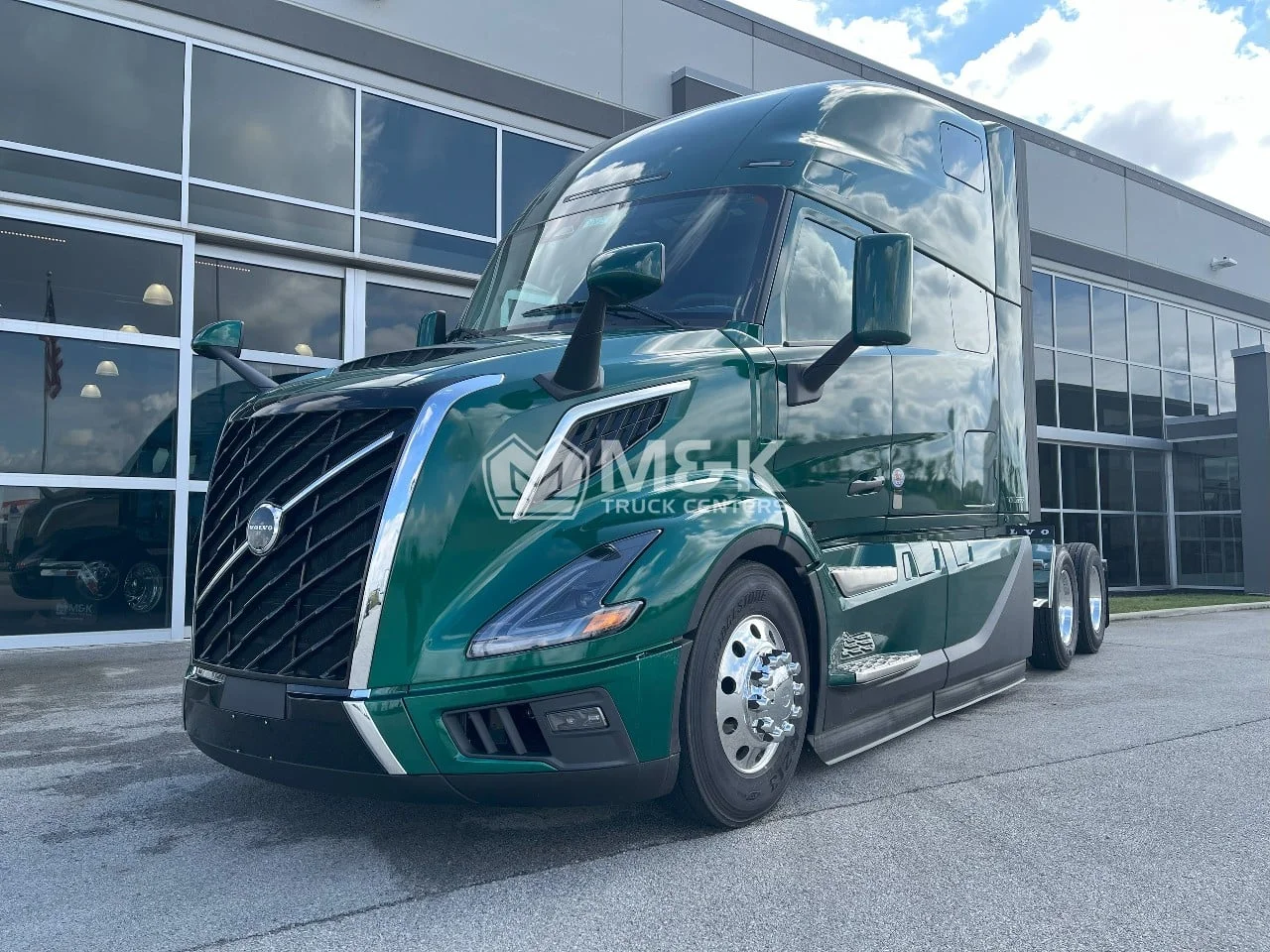 2026 Volvo VNL 860 in Summit, IL