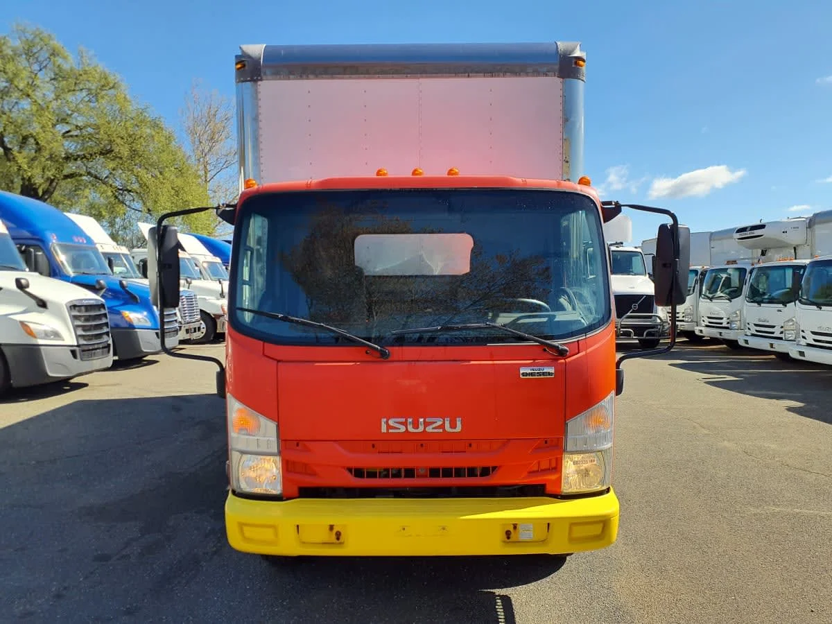 2017 Isuzu NRR - image 2