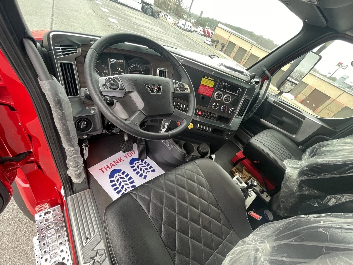 2026 Western Star 47X - image 19