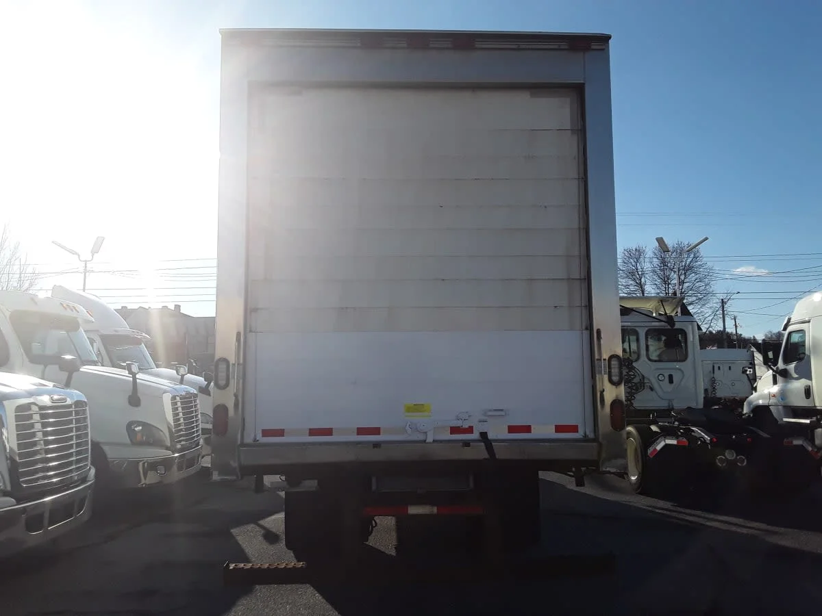 2021 Freightliner M2 106 - image 5